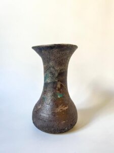 hourglass vase
