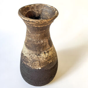 black ceramic vase amelia johannsen