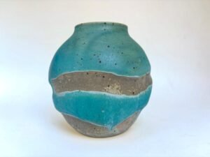 Tide Line Stoneware Vase - Image 3